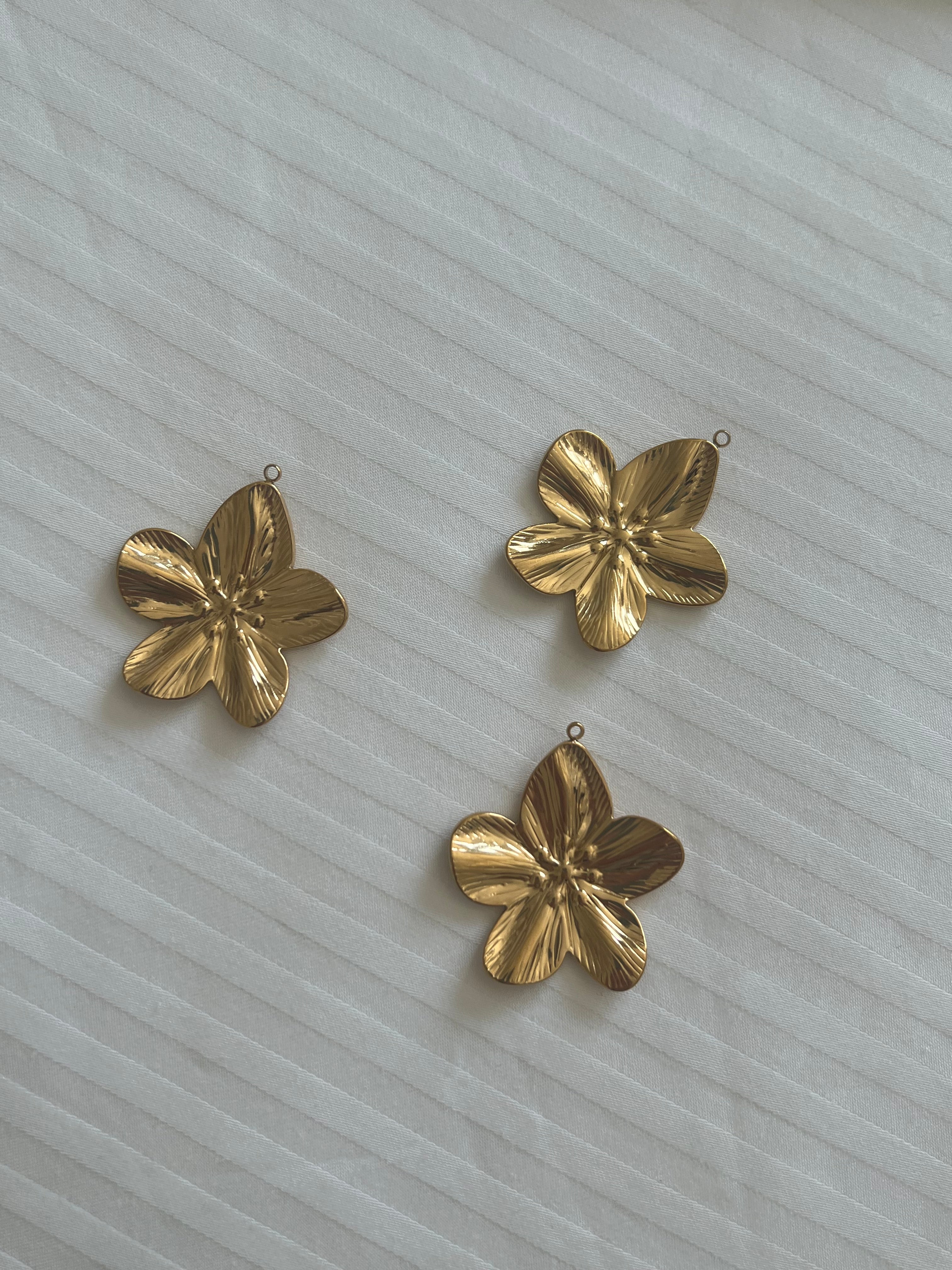 Gold Alloy Charms
